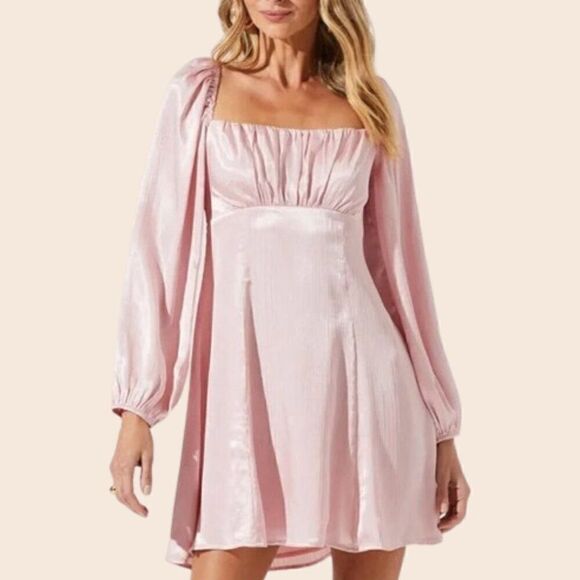 ASTR the Label Long Sleeve Empire Waist Mini Babydoll Dress Size Medium - Picture 1 of 16